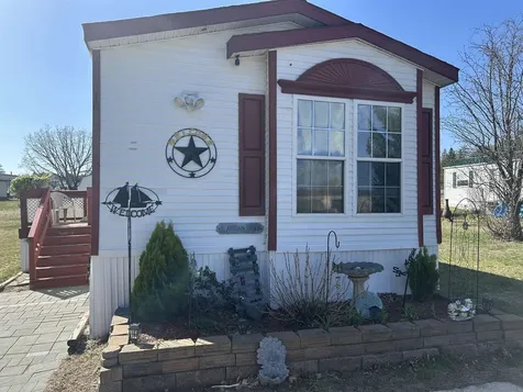 18 Autumn Drive Belmont NH 03220