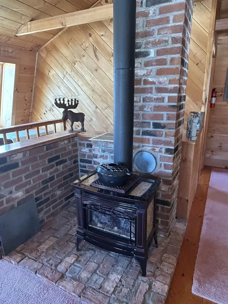 274 Hedgehog Hill Road N Mount Holly VT 05758