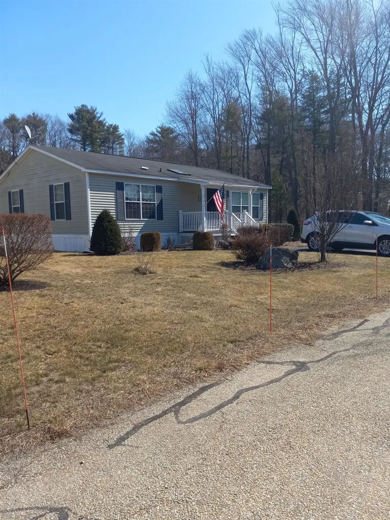 108b Whip-poor-will Street Seabrook NH 03874