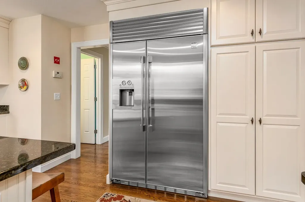 2 Dolloff Farm Drive Exeter NH 03833