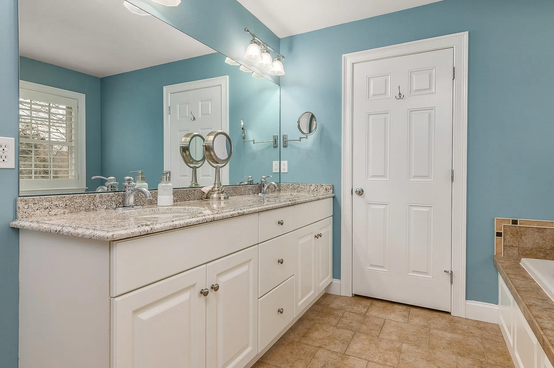 2 Dolloff Farm Drive Exeter NH 03833