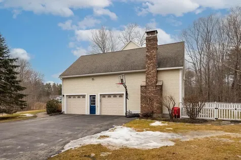 2 Dolloff Farm Drive Exeter NH 03833