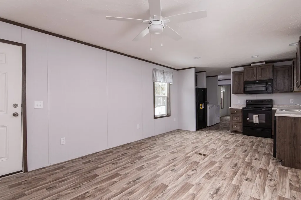 143 Oak Street St. Johnsbury VT 05819