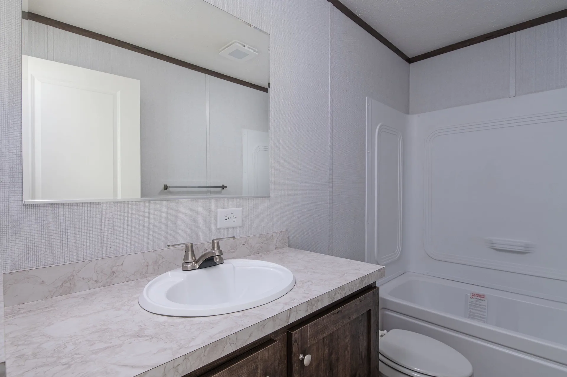 143 Oak Street St. Johnsbury VT 05819