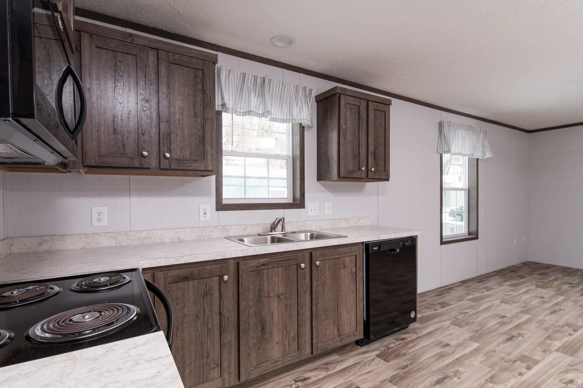 143 Oak Street St. Johnsbury VT 05819