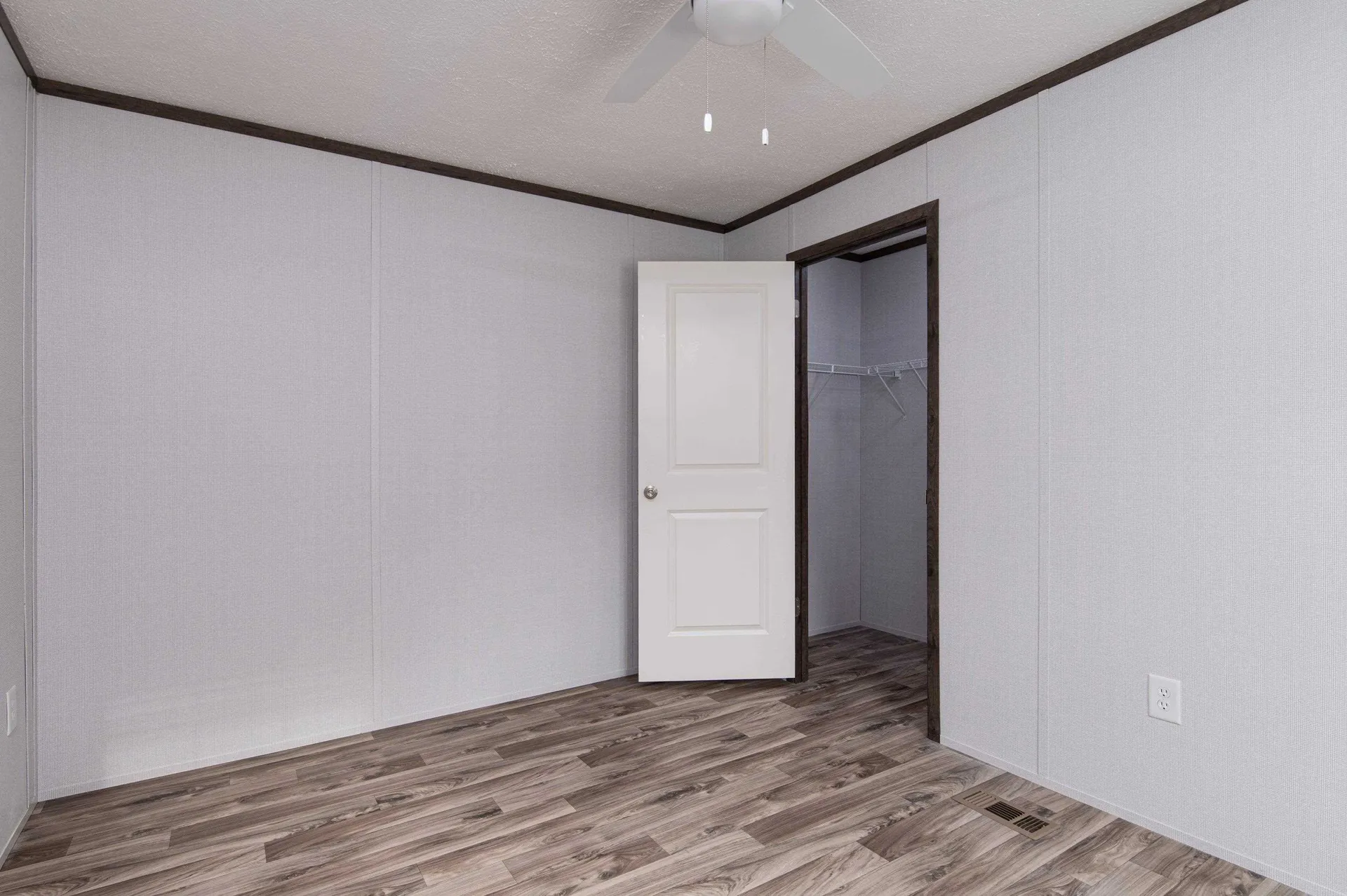 143 Oak Street St. Johnsbury VT 05819