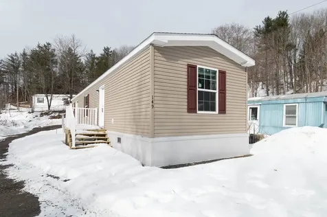 149 Oak Street St. Johnsbury VT 05819