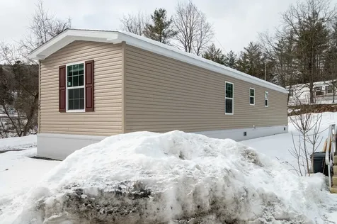 149 Oak Street St. Johnsbury VT 05819