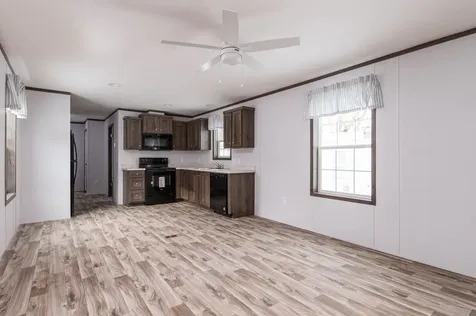 143 Oak Street St. Johnsbury VT 05819