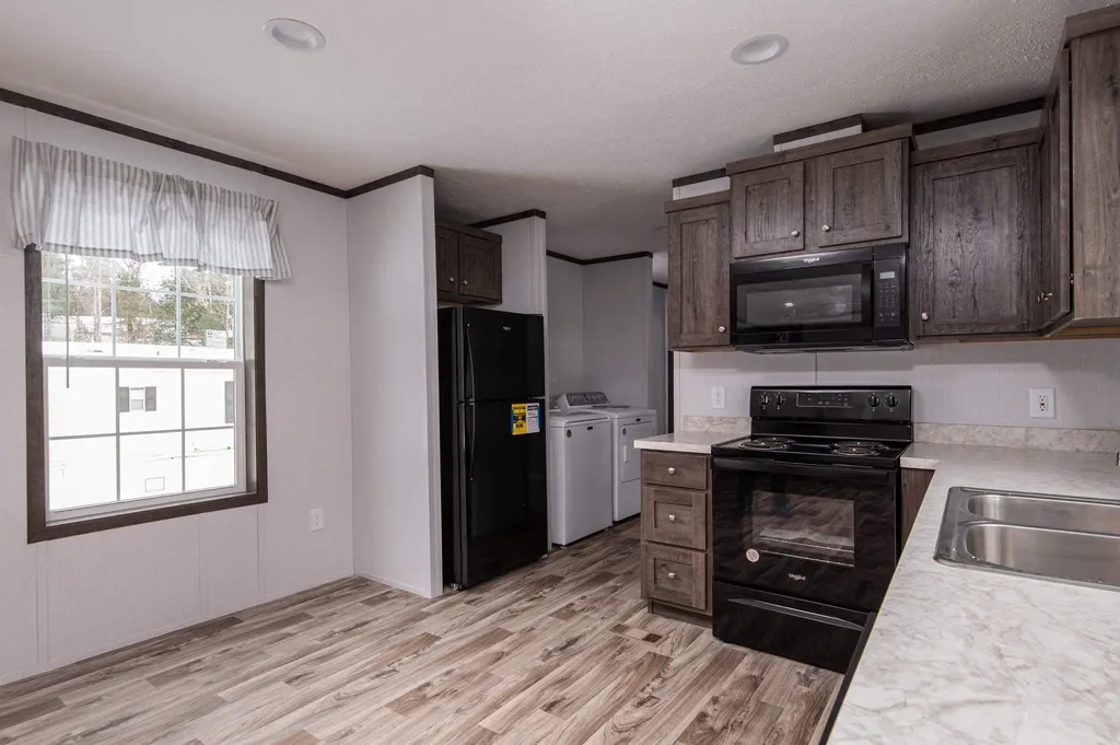 95 3rd Street St. Johnsbury VT 05819