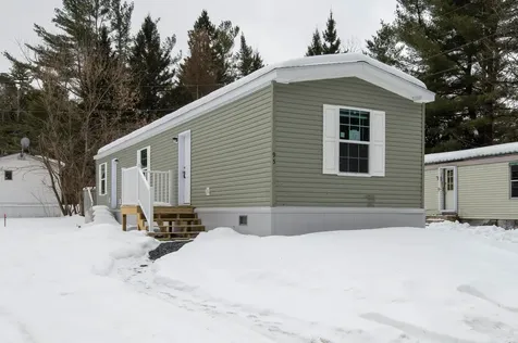 95 3rd Street St. Johnsbury VT 05819