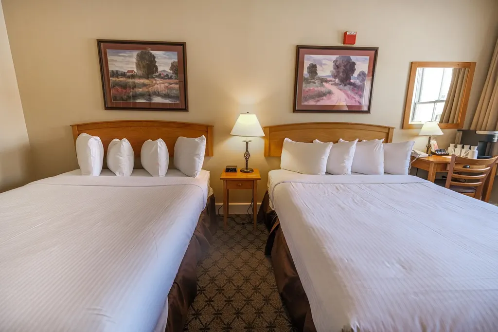 211/213 Qiii Jackson Gore Inn Ludlow VT 05149