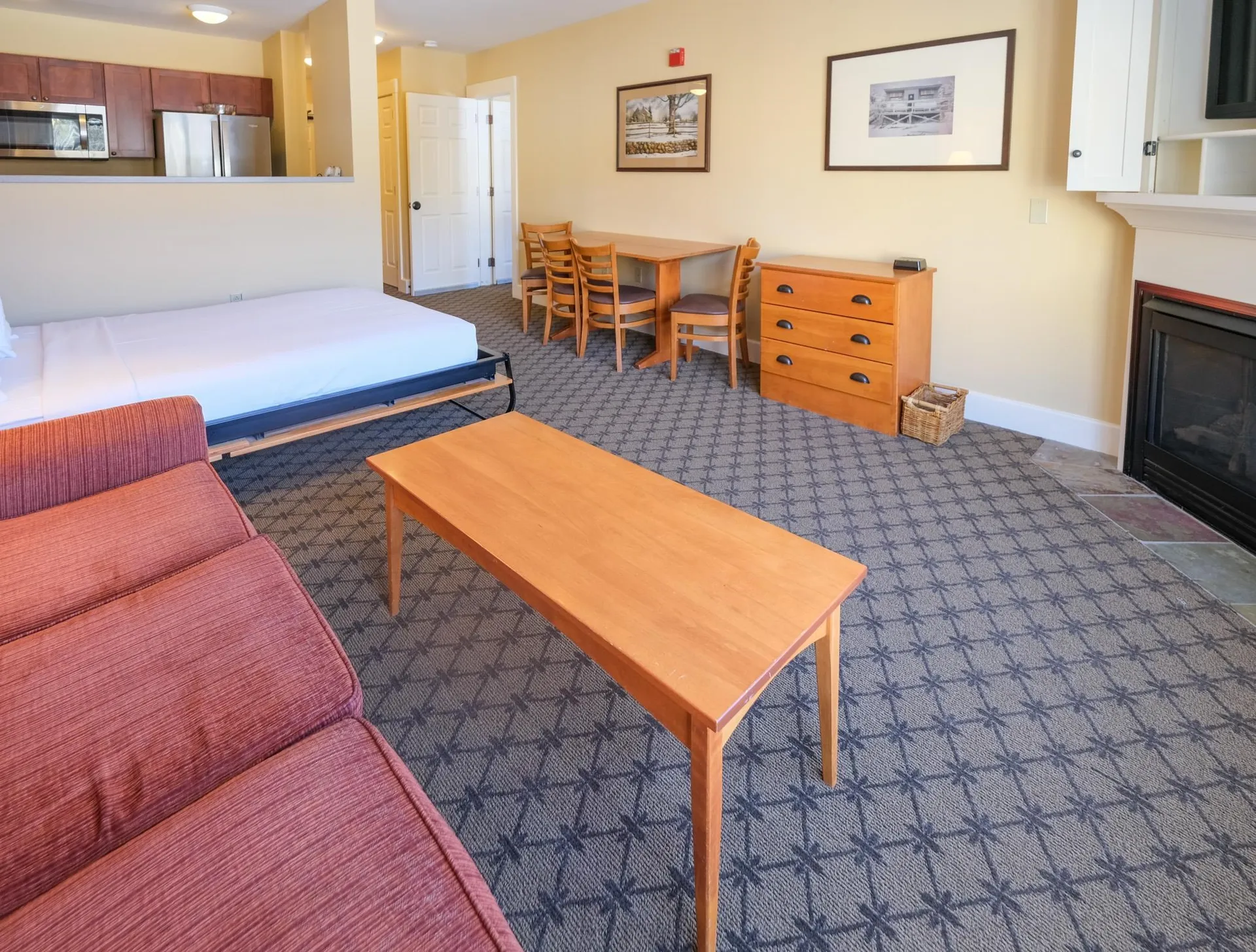 211/213 Qiii Jackson Gore Inn Ludlow VT 05149