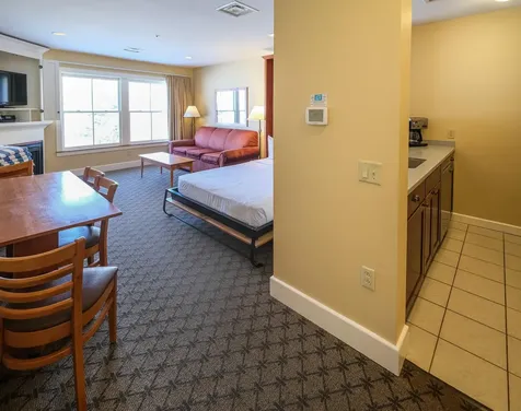 211/213 Qiii Jackson Gore Inn Ludlow VT 05149