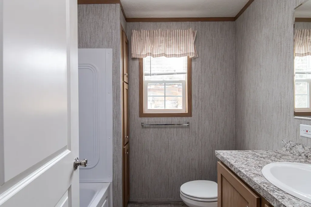 135 Oak Street St. Johnsbury VT 05819