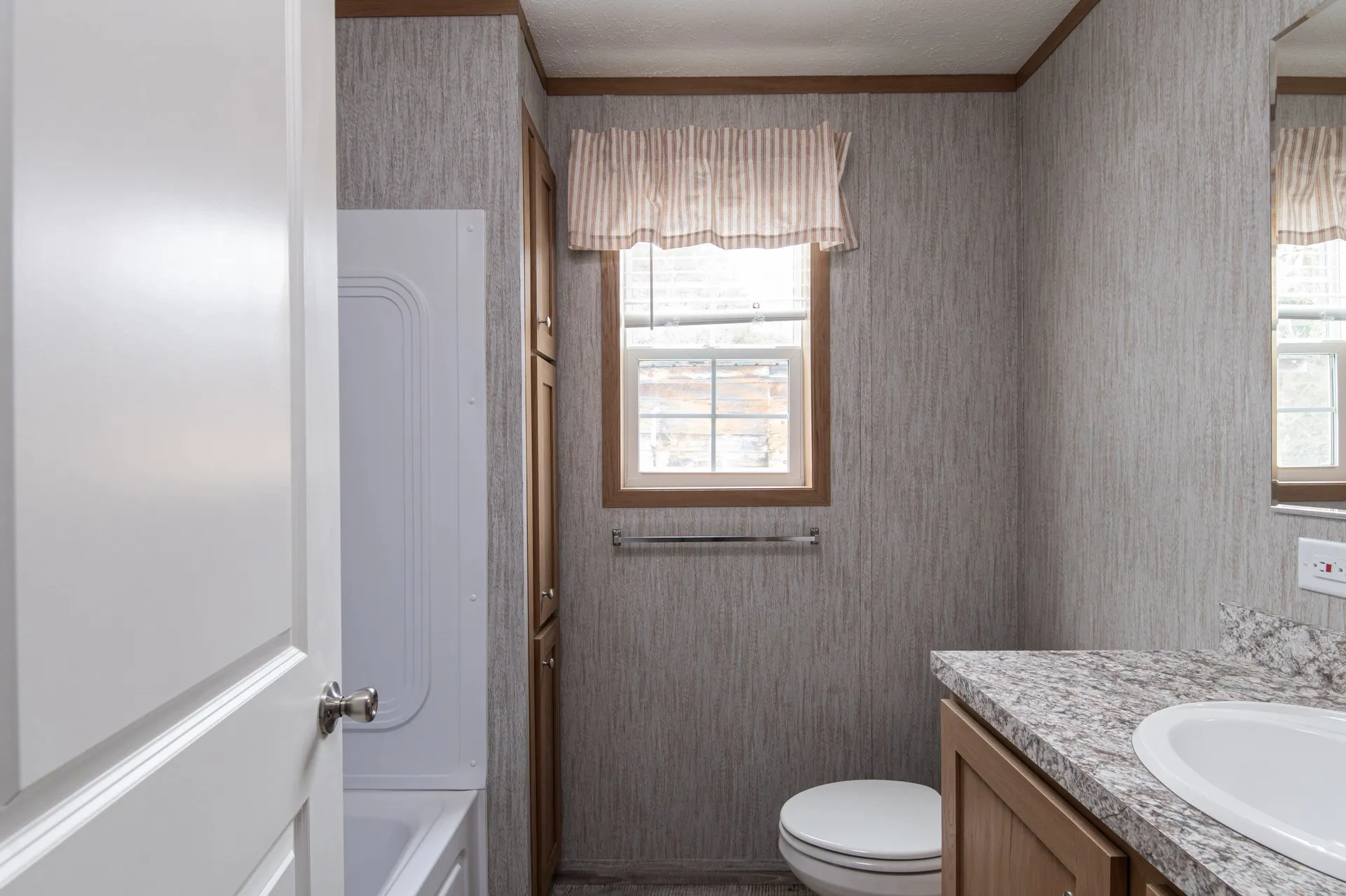 135 Oak Street St. Johnsbury VT 05819