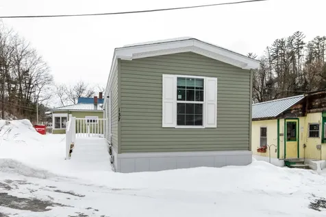 137 Oak Street St. Johnsbury VT 05819