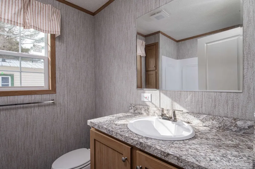 139 Oak Street St. Johnsbury VT 05819