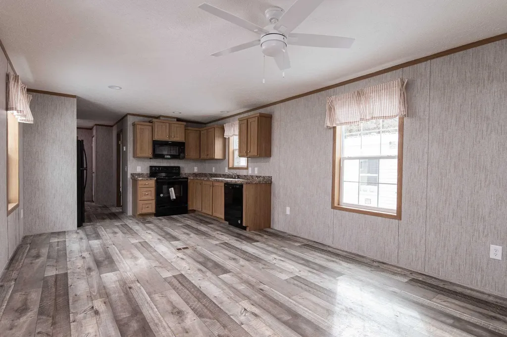 139 Oak Street St. Johnsbury VT 05819