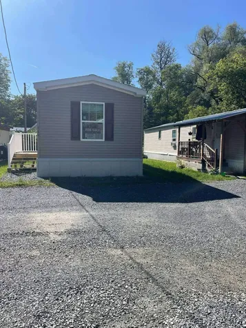 139 Oak Street St. Johnsbury VT 05819