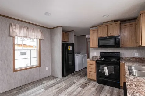 141 Oak Street St. Johnsbury VT 05819