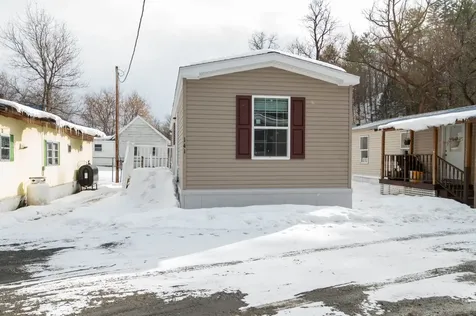 141 Oak Street St. Johnsbury VT 05819