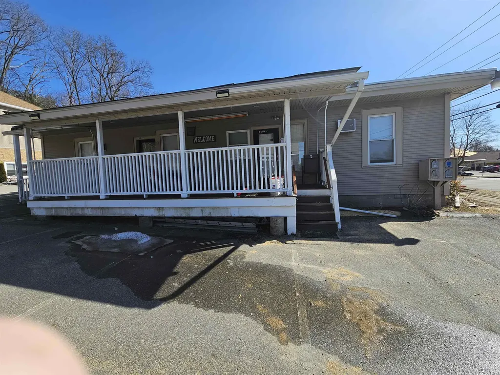 88 North Broadway Boulevard Salem NH 03079