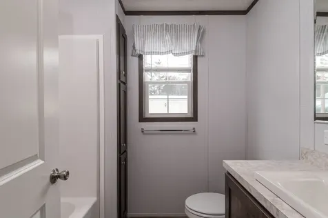 59 3rd Street St. Johnsbury VT 05819