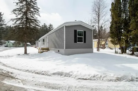 59 3rd Street St. Johnsbury VT 05819