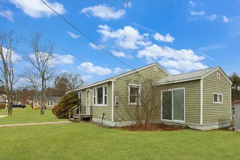 2 Tufts Drive Nashua NH 03064