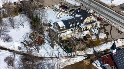 3360 & 3378 White Mountain Highway Conway NH 03860