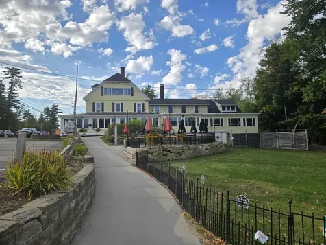 3360 & 3378 White Mountain Highway Conway NH 03860