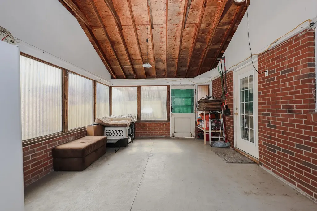 43 Maryland Avenue Manchester NH 03104