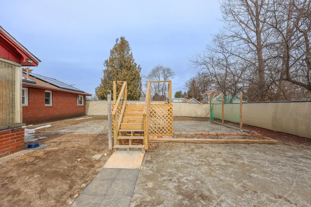 43 Maryland Avenue Manchester NH 03104