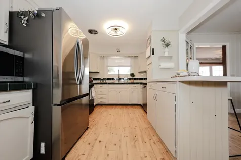 43 Maryland Avenue Manchester NH 03104