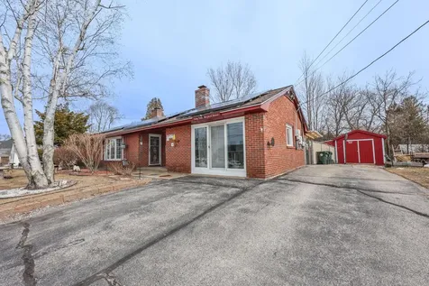 43 Maryland Avenue Manchester NH 03104