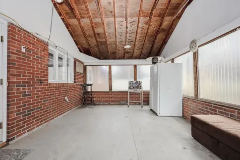 43 Maryland Avenue Manchester NH 03104