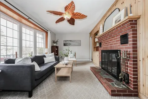 43 Maryland Avenue Manchester NH 03104