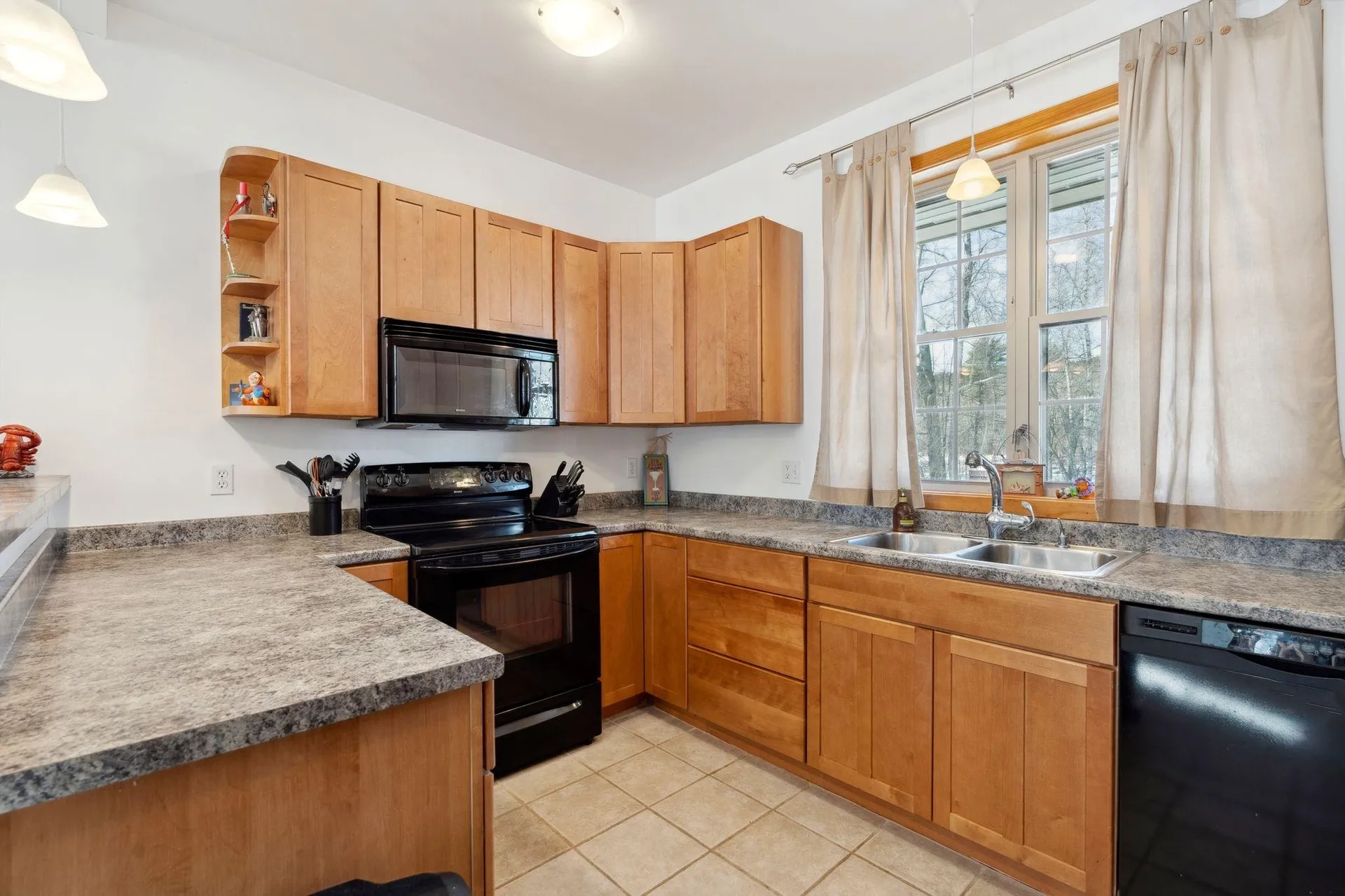 59 Middle Street Newport NH 03773