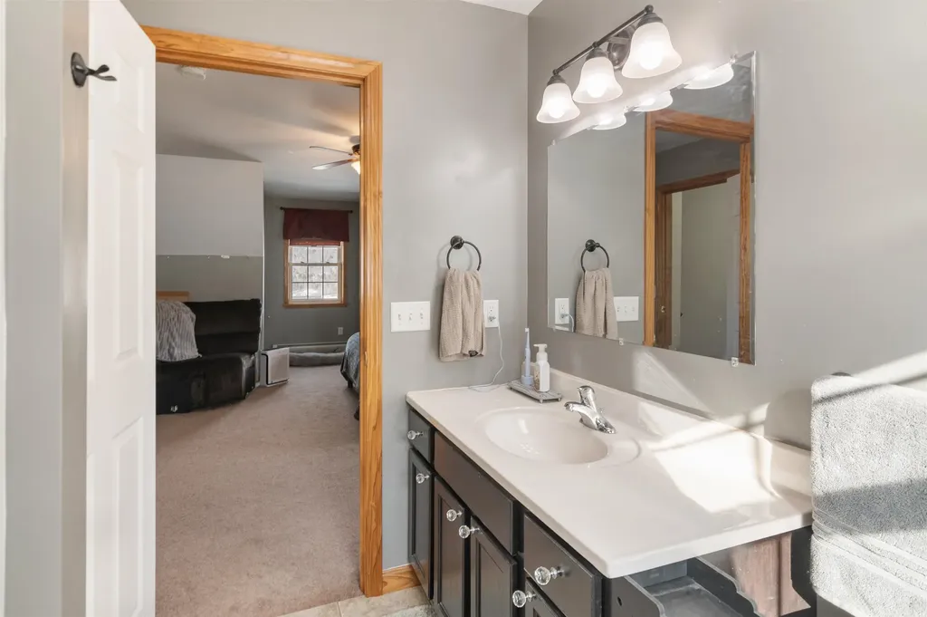 18 Andbron Road Fairfax VT 05454