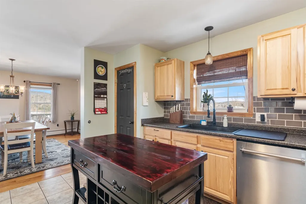 18 Andbron Road Fairfax VT 05454