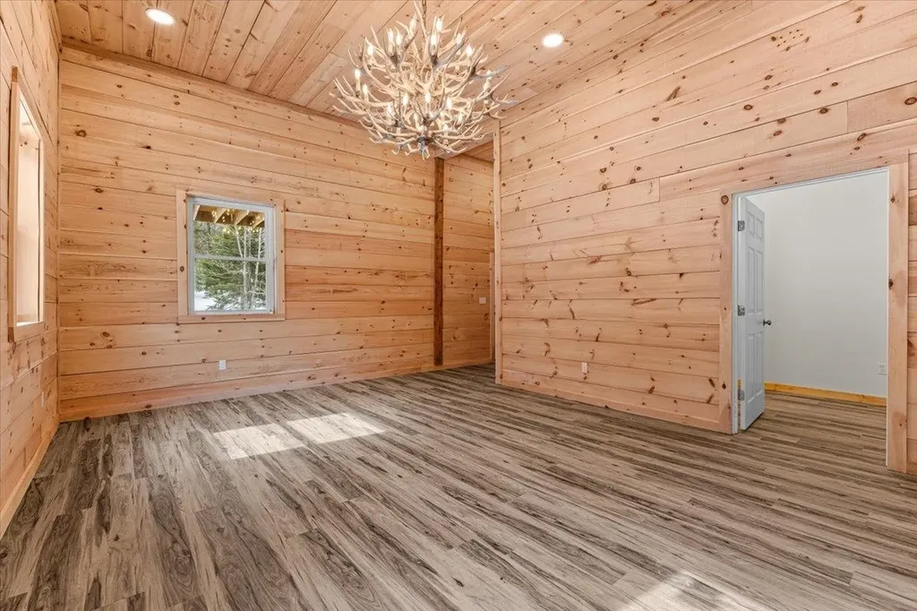 1595 Healdville Road Mount Holly VT 05758