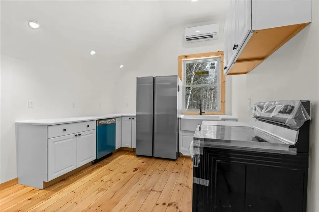 1595 Healdville Road Mount Holly VT 05758