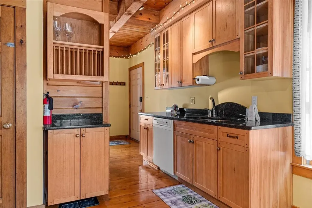 1595 Healdville Road Mount Holly VT 05758