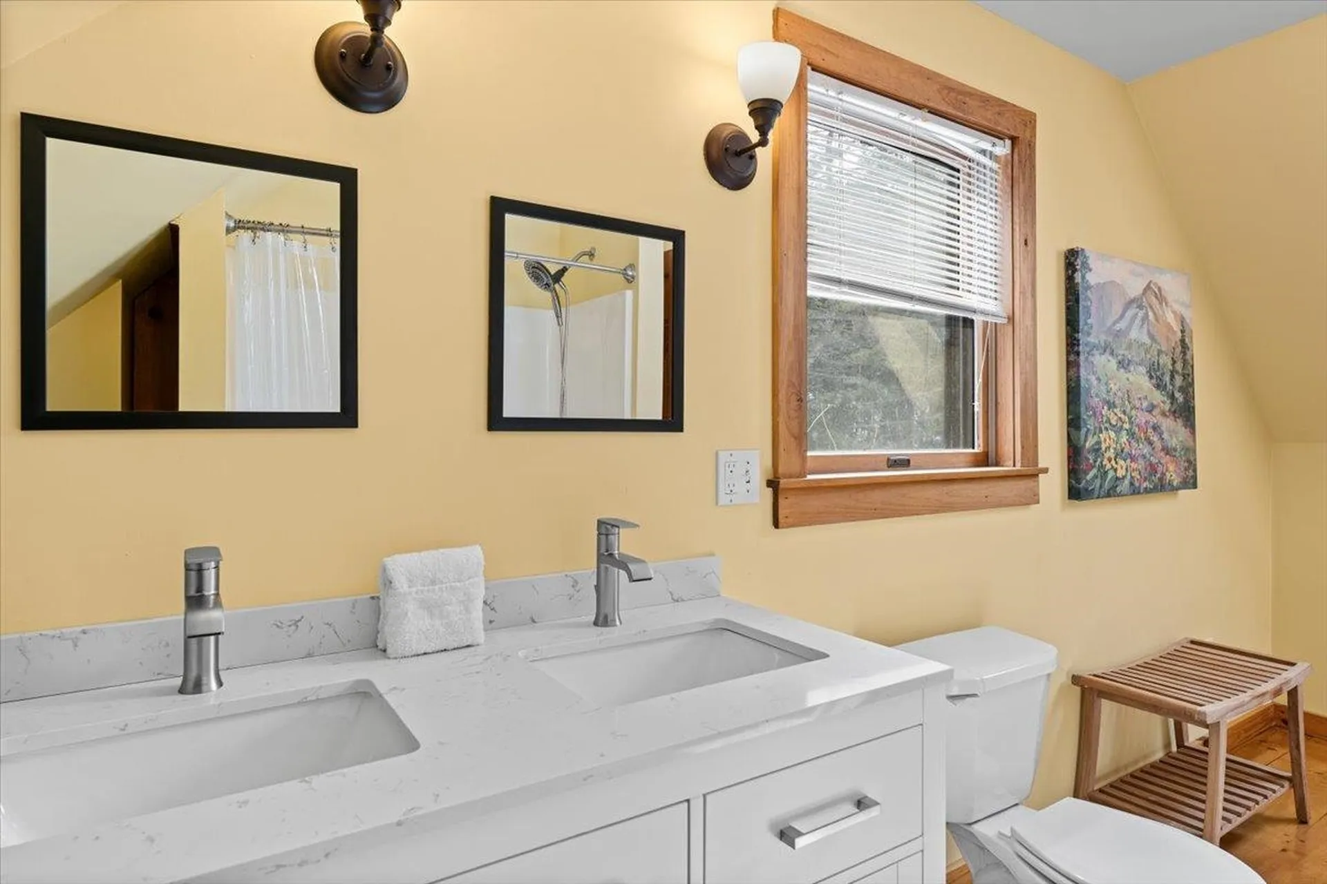 1595 Healdville Road Mount Holly VT 05758