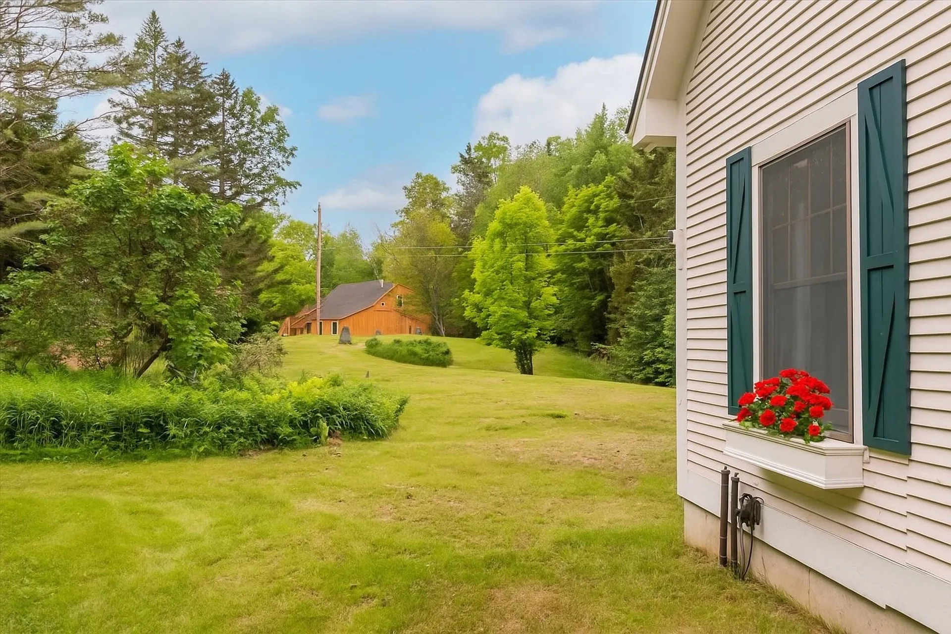 1595 Healdville Road Mount Holly VT 05758