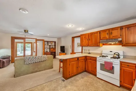 91 Lyford Road Brookfield NH 03872