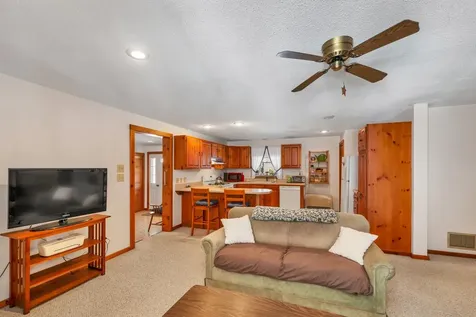91 Lyford Road Brookfield NH 03872