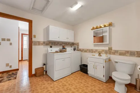 91 Lyford Road Brookfield NH 03872