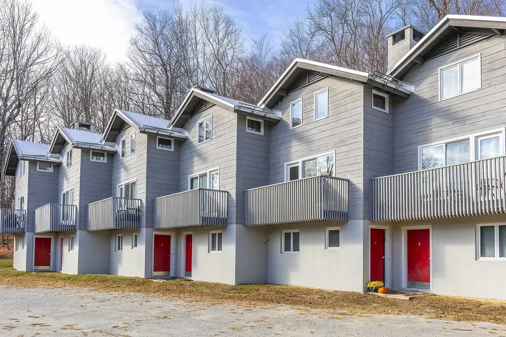 5 Red Hickory Road Winhall VT 05340